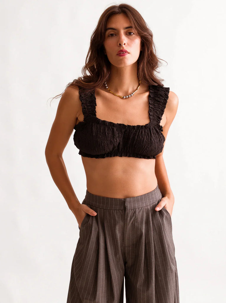 Cielo Top — Black crop top on model — MYFASHIONFRUIT