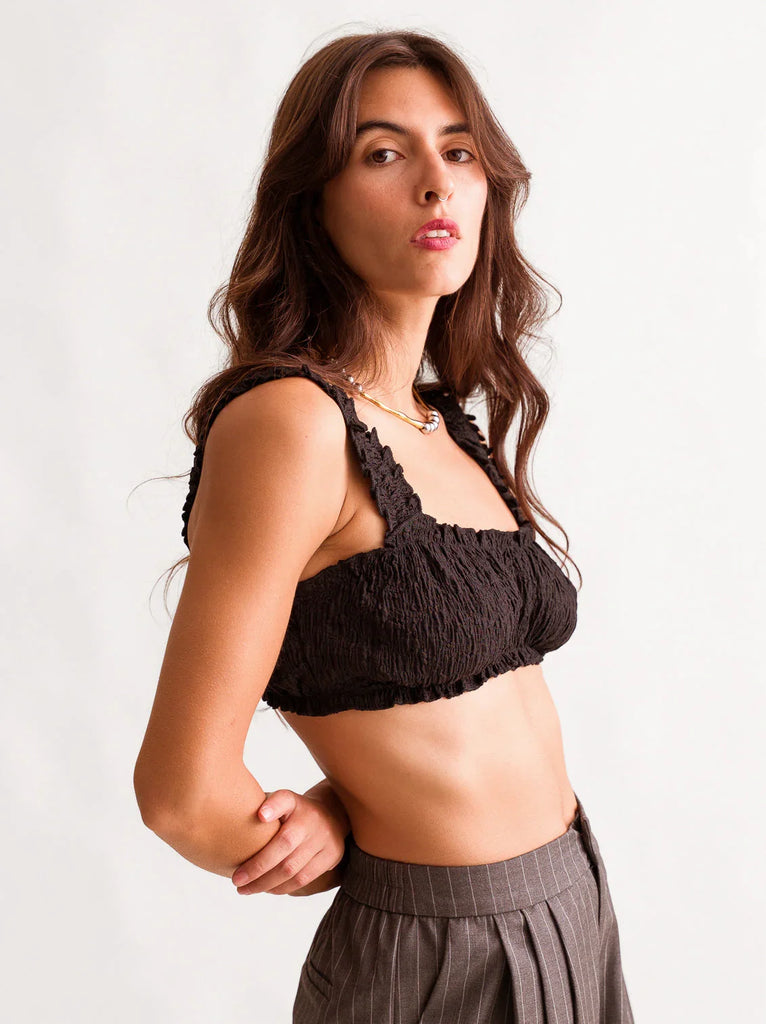 Cielo Top — Black crop top on model — MYFASHIONFRUIT
