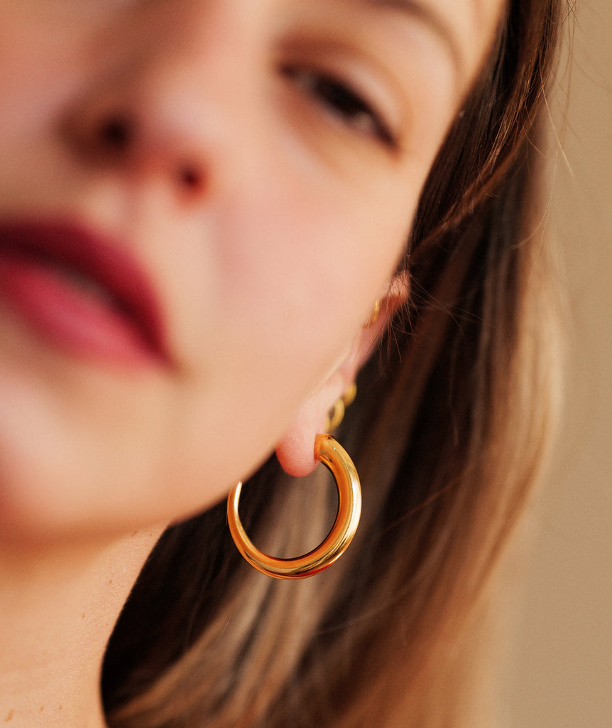 Mia Hoops