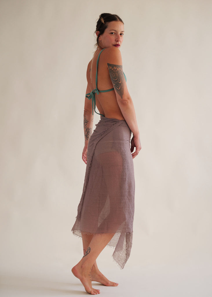 Pnoḗ Scarf