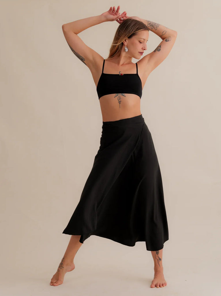 Alanis Noir Skirt — Black wrap skirt on model — MYFASHIONFRUIT