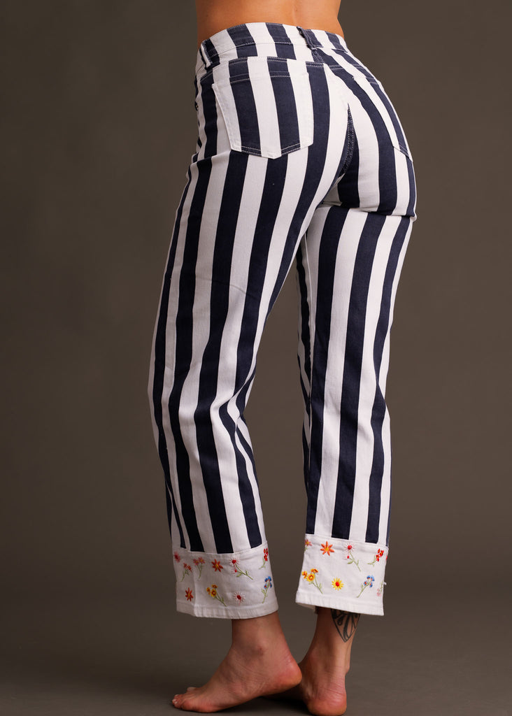 Mistral Pants — Striped high-waisted jeans on model — MYFASHIONFRUIT