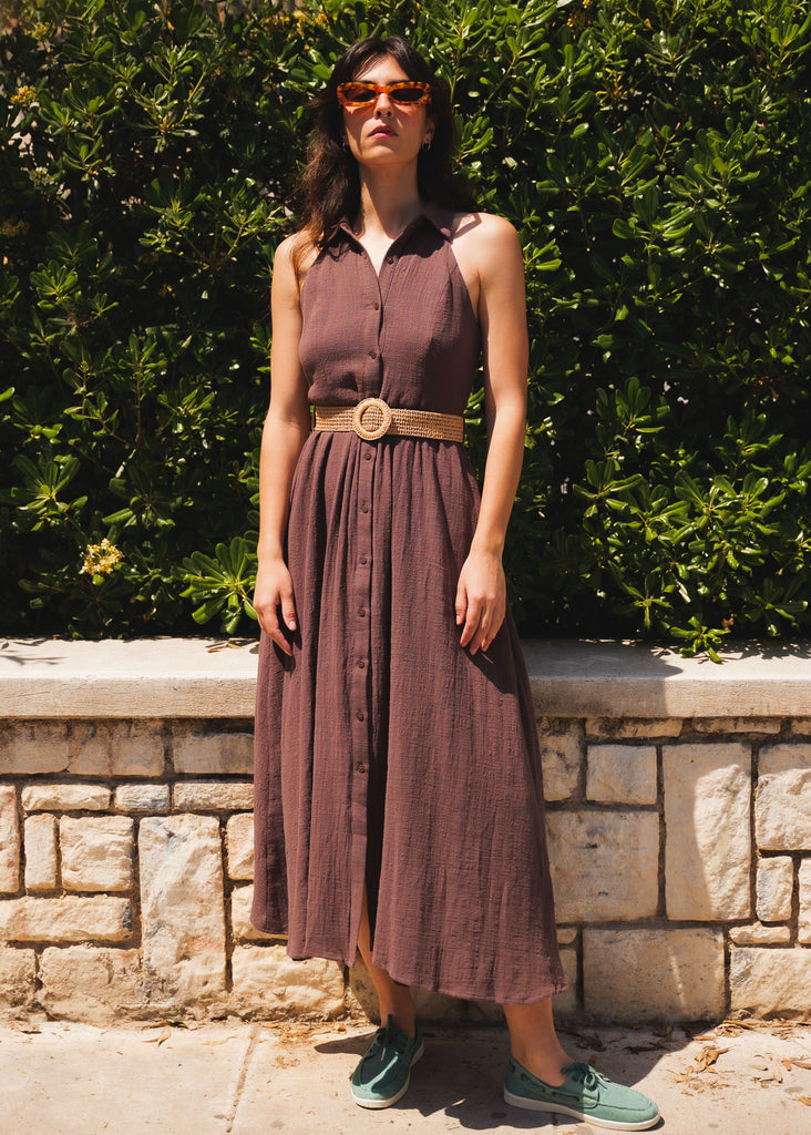 Bruna Dress — Brown cotton dress on model with belt — MYFASHIONFRUIT