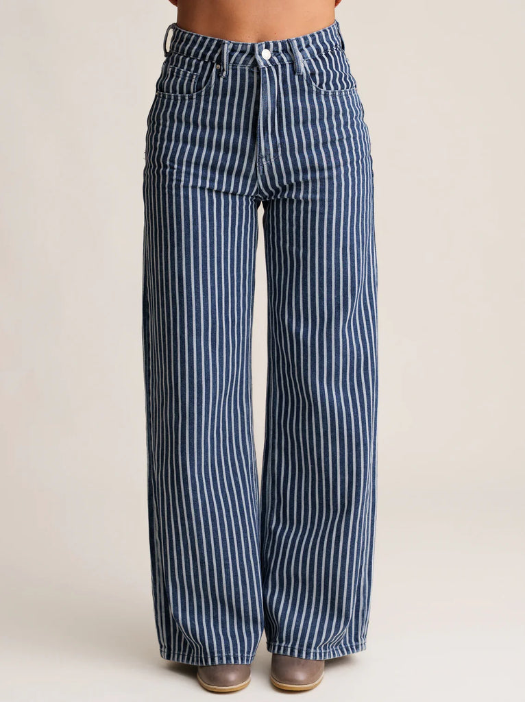 Roxy Jeans — Wide leg blue striped jeans on model — MYFASHIONFRUIT