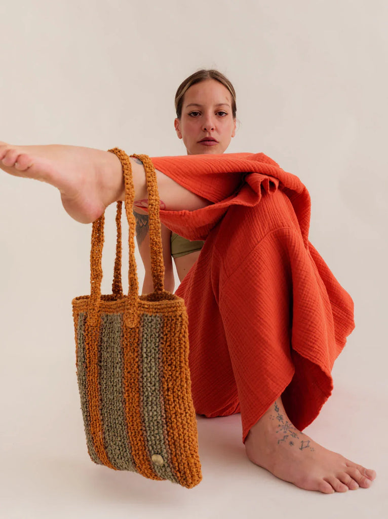 Crochet Striped Bag — Striped knit bag on model — MYFASHIONFRUIT