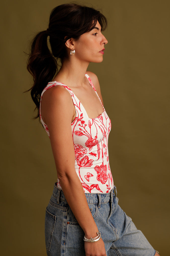Azelle Bodysuit — Floral print bodysuit on model — MYFASHIONFRUIT