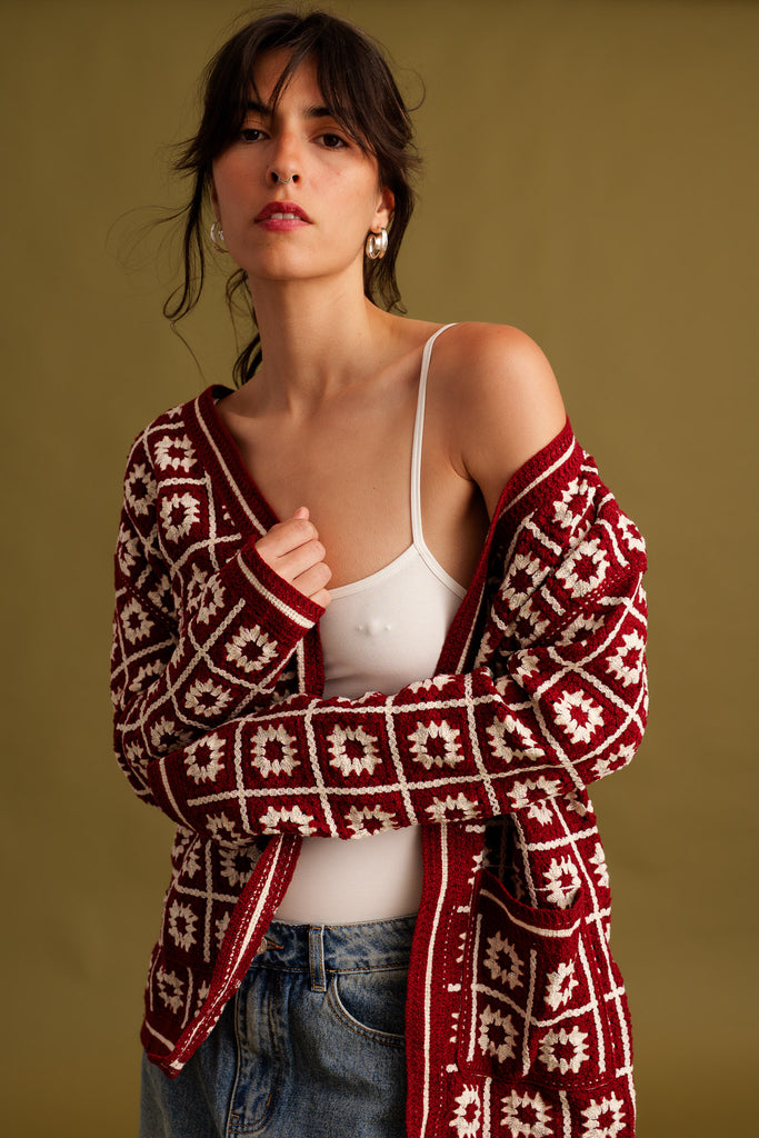 Suzon Cardigan — Crocheted cardigan in burgundy and white on model — MYFASHIONFRUIT