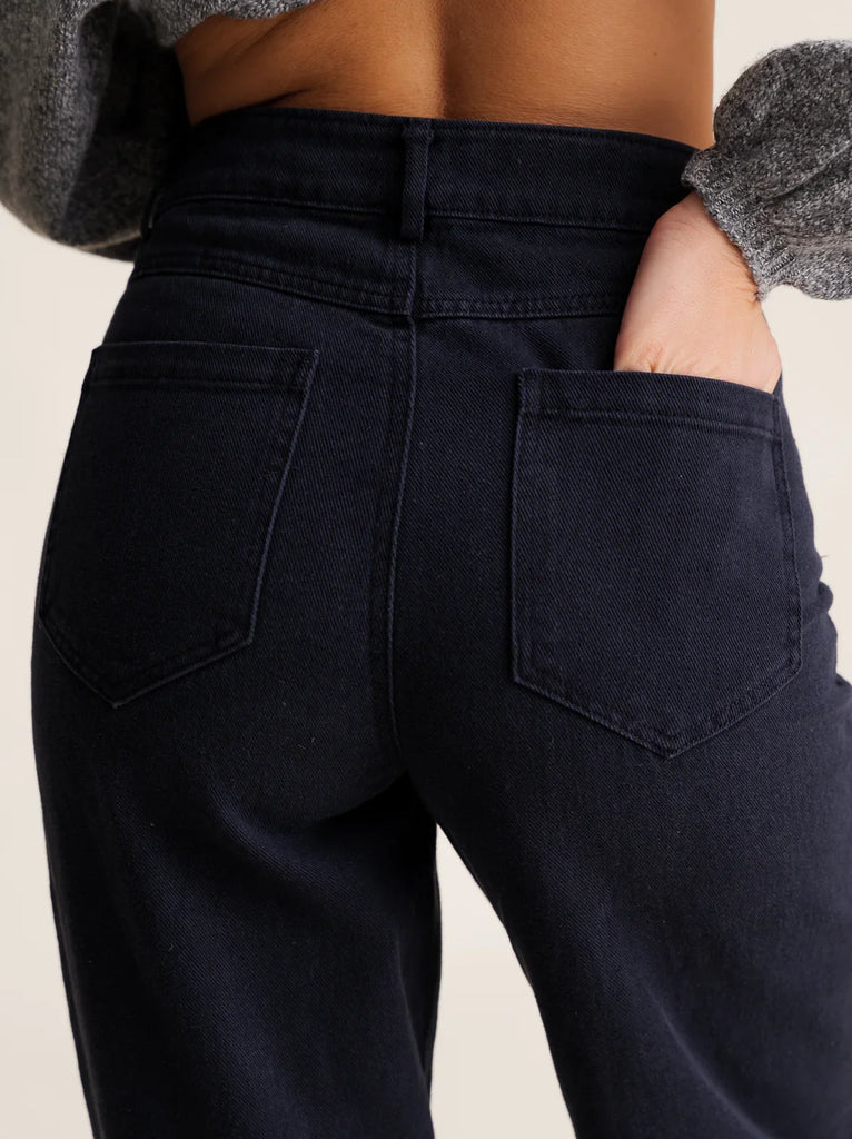 Indiana Jeans — Back view of dark wash denim, pockets — MYFASHIONFRUIT