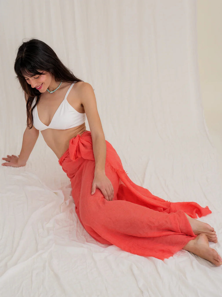 Ezra Sarong