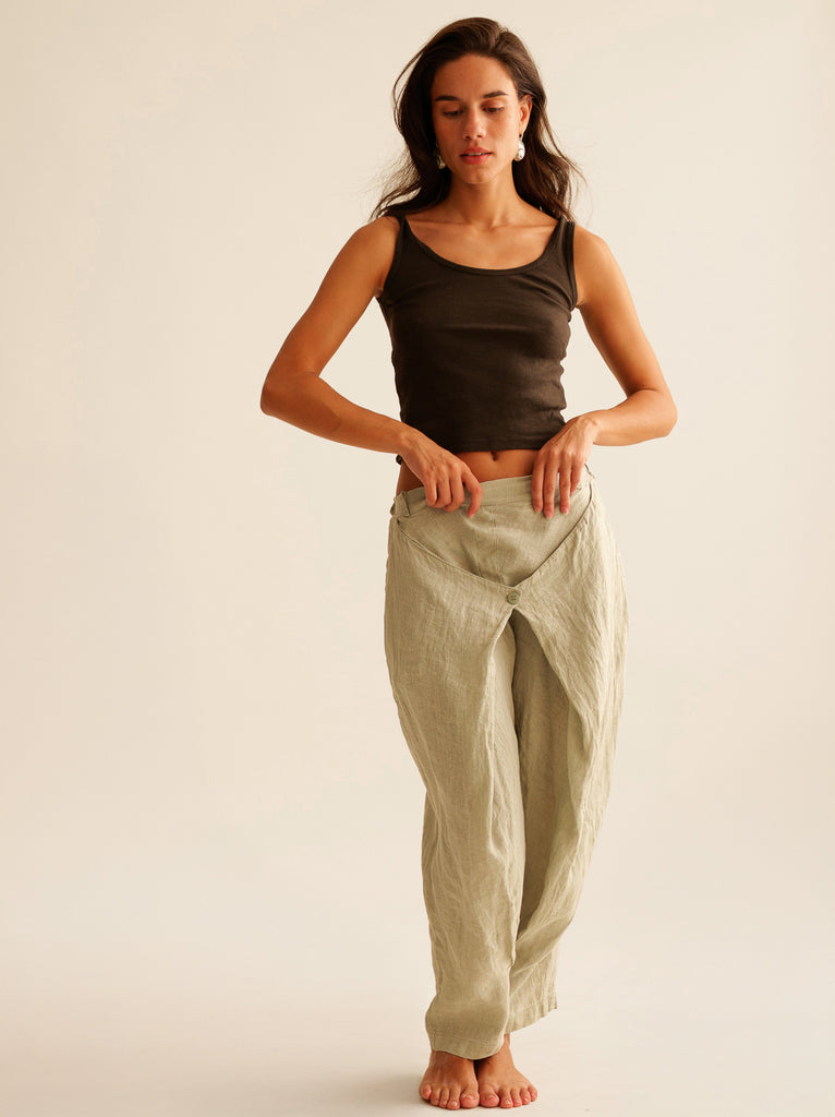Sariah Pants — Linen pants and tank top on model — MYFASHIONFRUIT