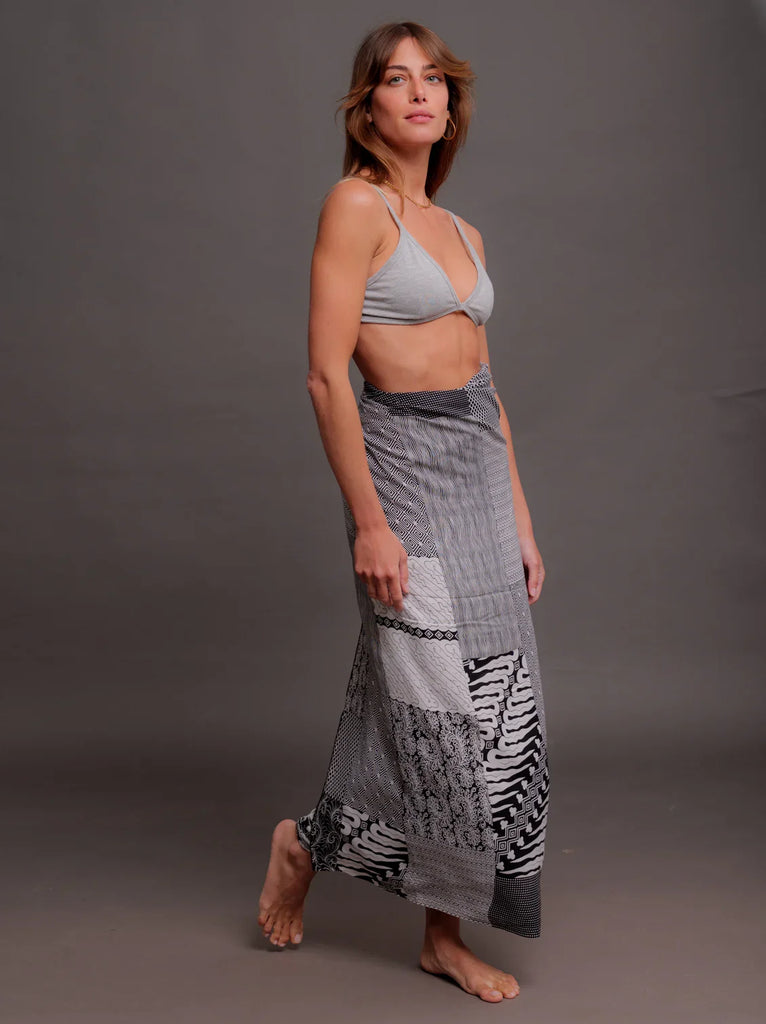 Audrey Sarong