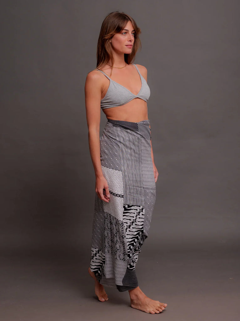 Audrey Sarong