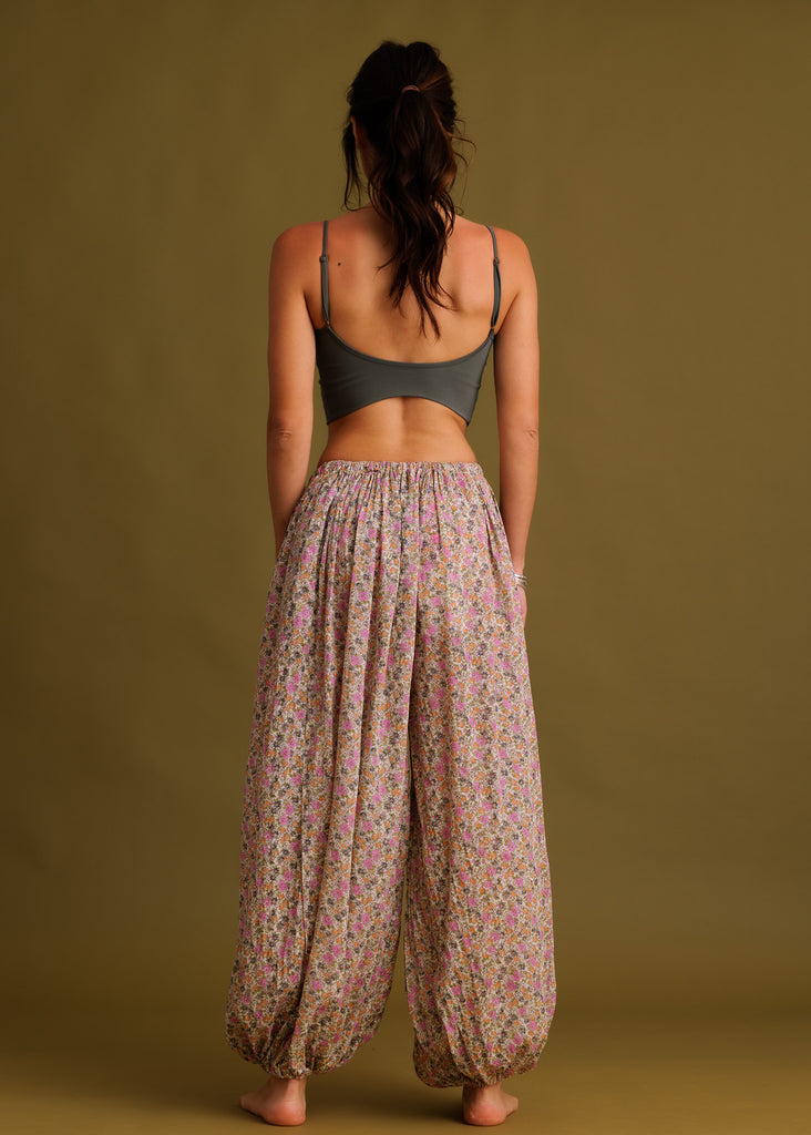 Callie Pants — Floral balloon pants on model, back view — MYFASHIONFRUIT