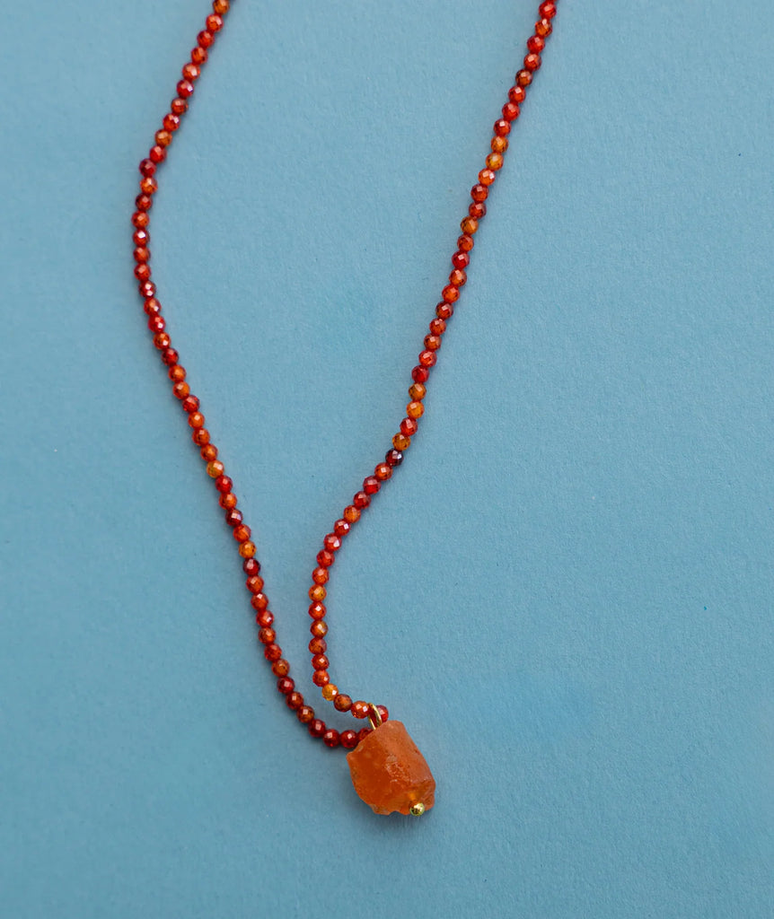 Calinda Pendant — Orange stone pendant necklace detail — MYFASHIONFRUIT