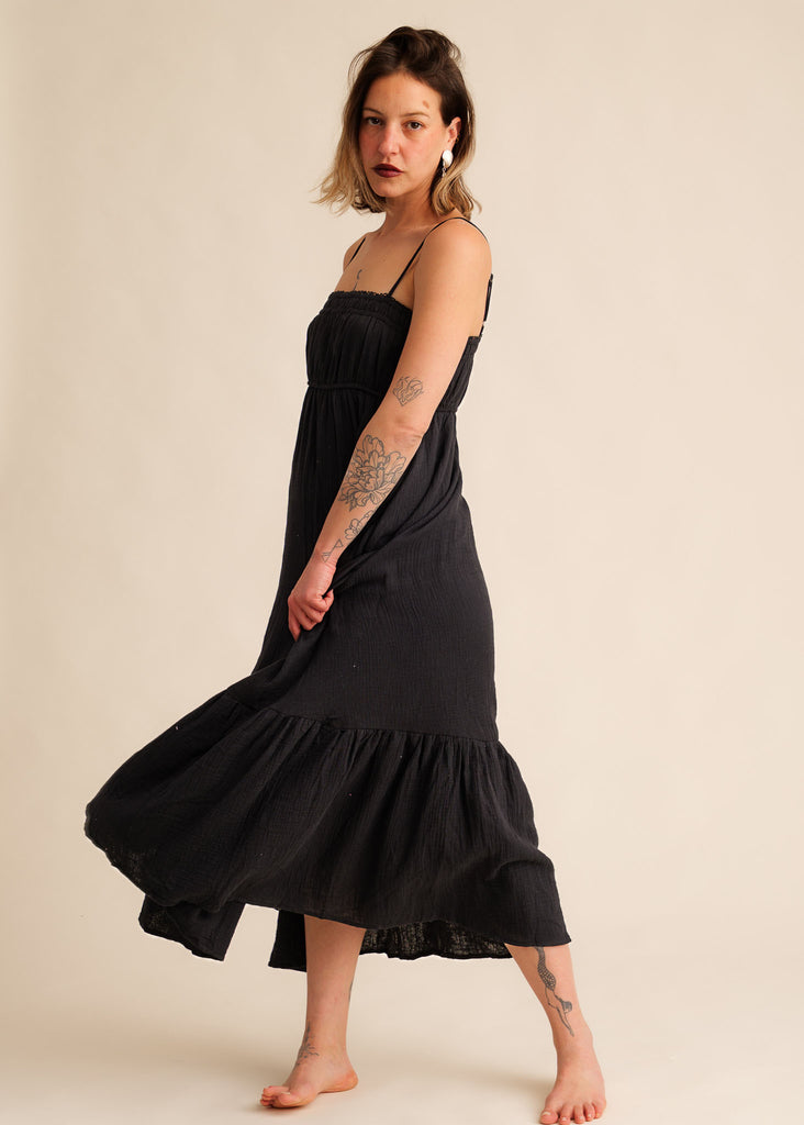 Oriane Dress — Black midi dress on model — MYFASHIONFRUIT