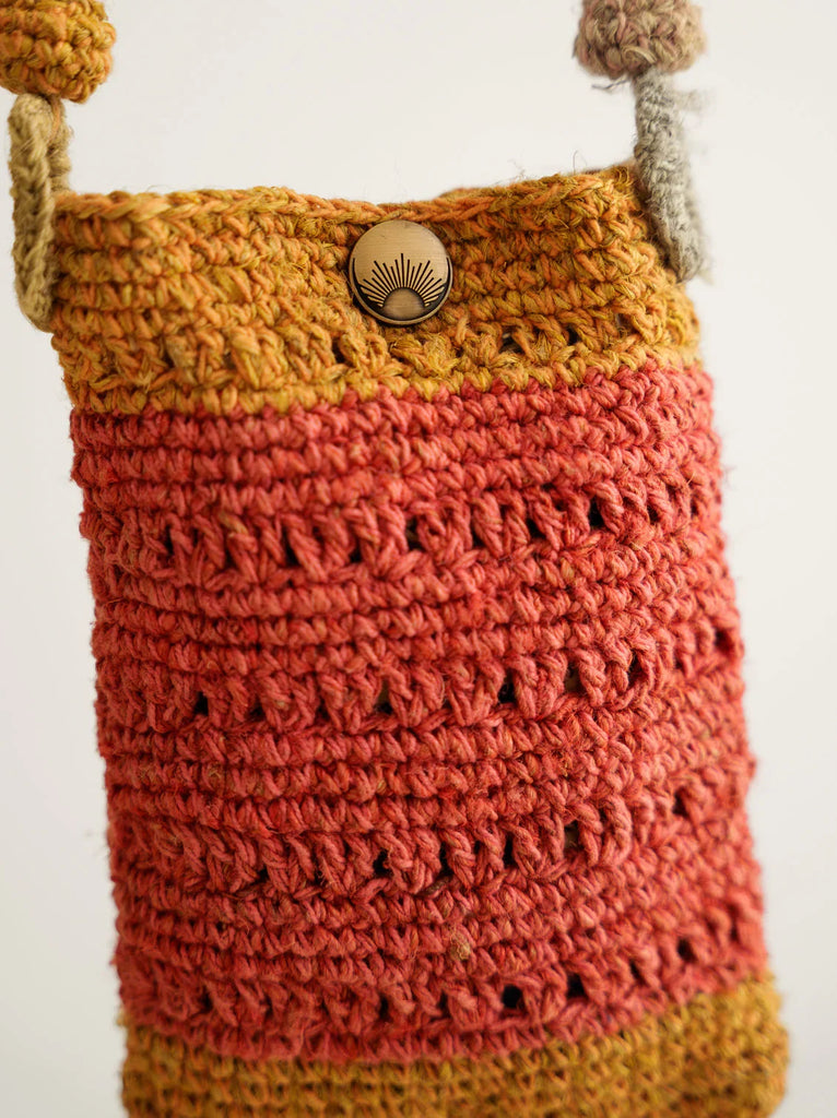 Makara Mini Bag — Crochet bag detail showing button — MYFASHIONFRUIT