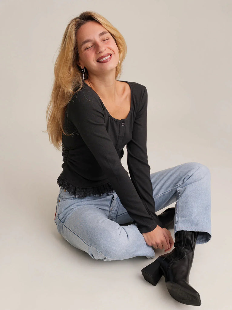 Calvina Top — Black top with lace, on model — MYFASHIONFRUIT