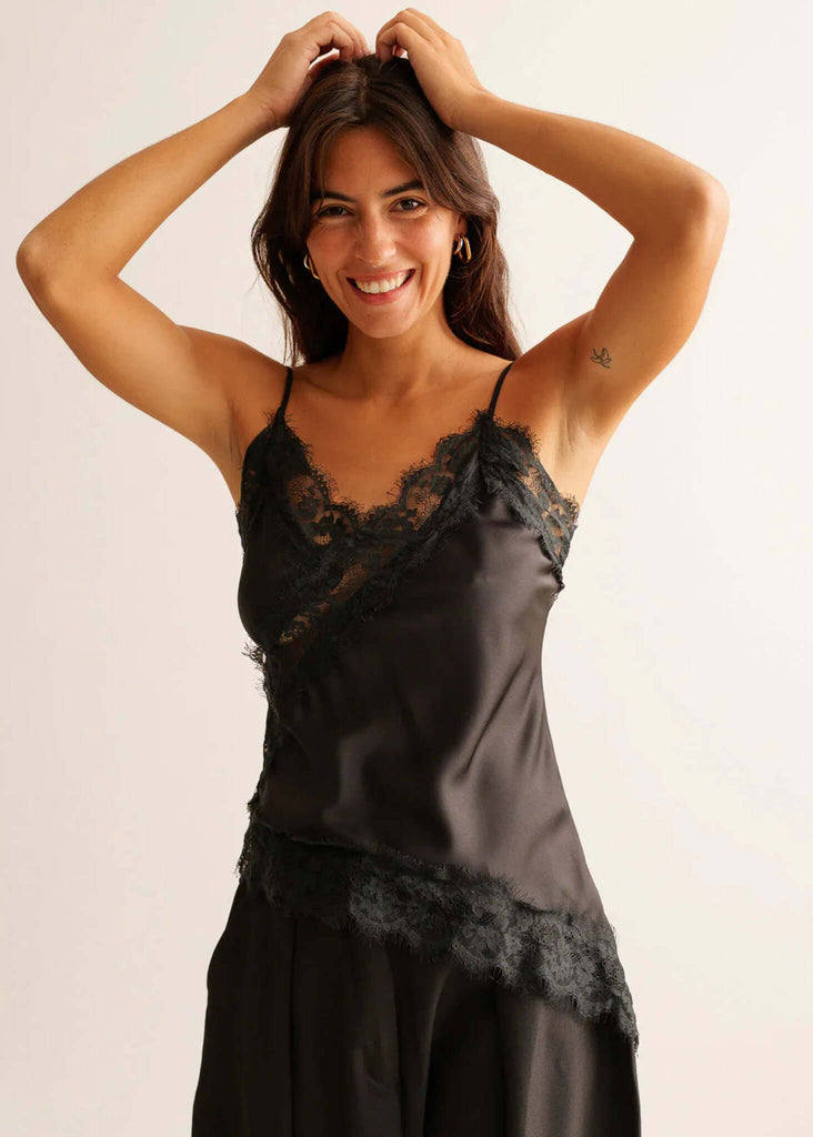 Zoey Top — Black lace trim camisole on model — MYFASHIONFRUIT