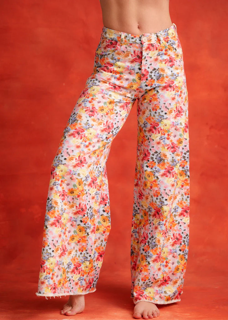 Pua Jeans — Floral wide-leg jeans on model — MYFASHIONFRUIT