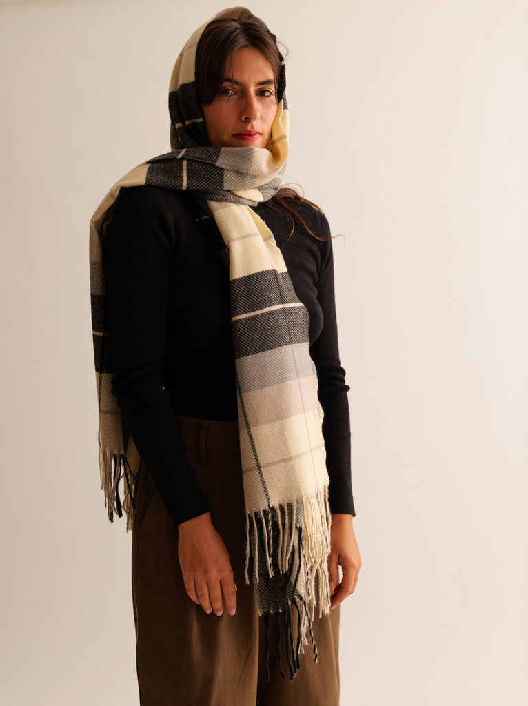 Fabiola Scarf