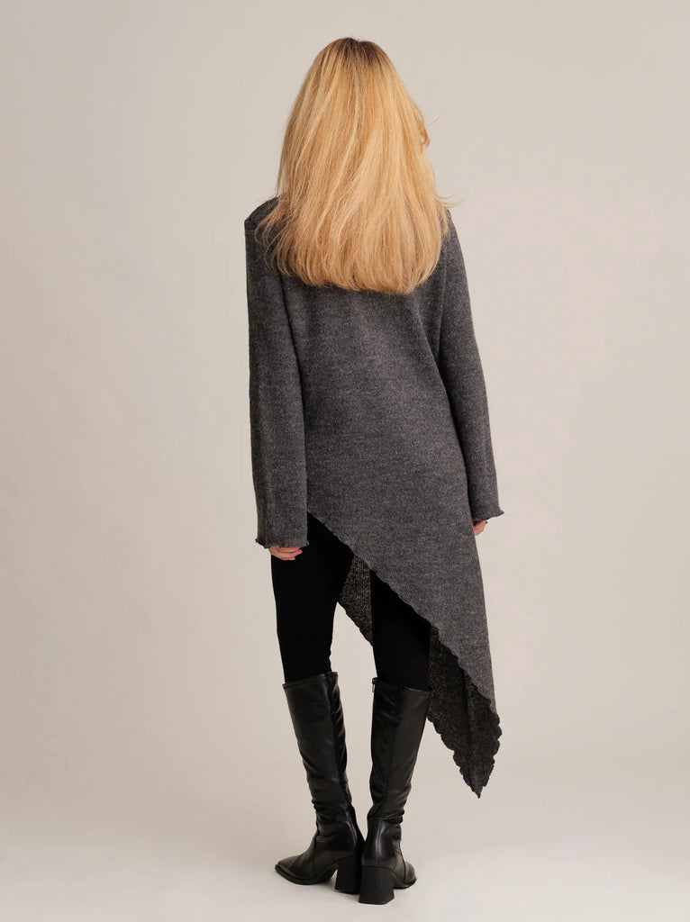 Nahara Jumper — Gray knit on model, angled hem — MYFASHIONFRUIT