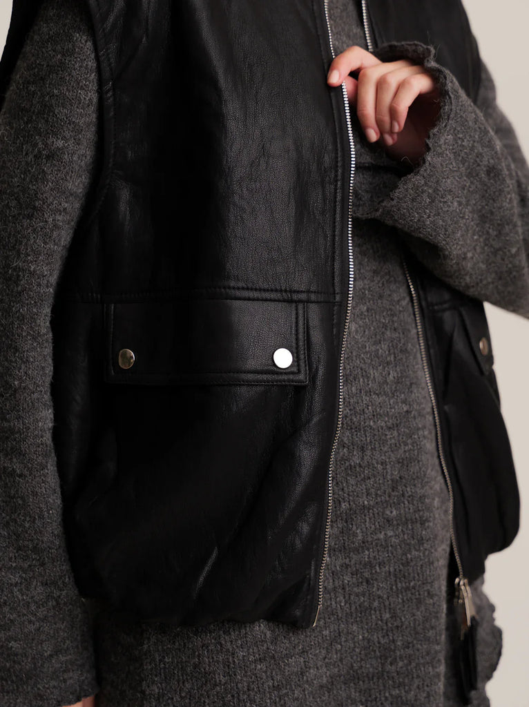 Kim Rider Vest — Black faux leather vest detail — MYFASHIONFRUIT