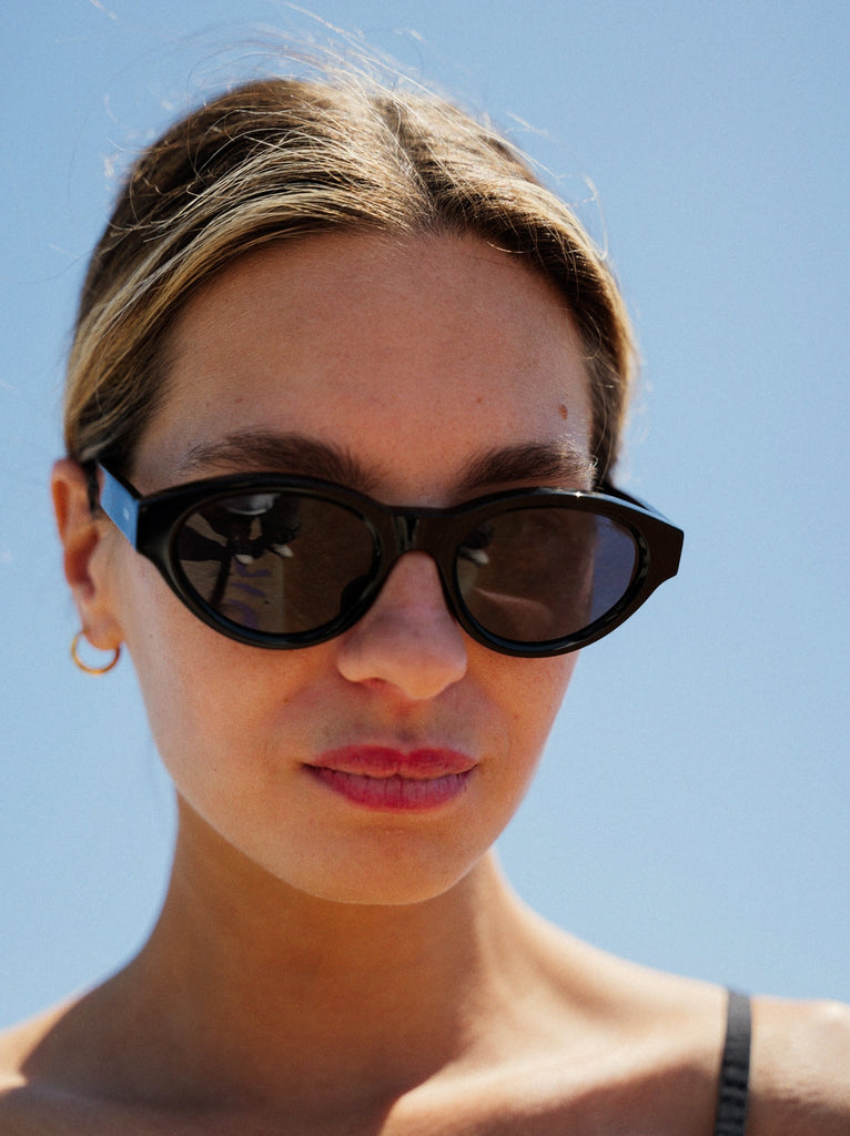 Komono KIKI Black Sunglasses