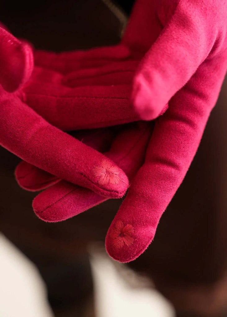 Claire Gloves — Detail of pink suede gloves — MYFASHIONFRUIT