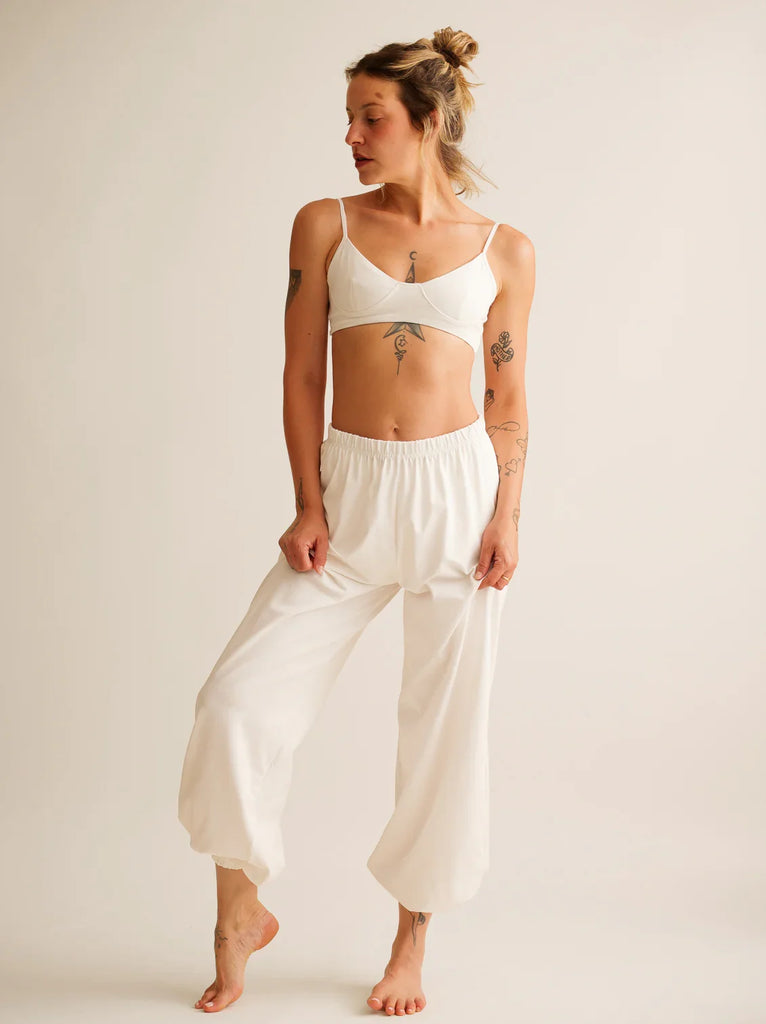 Goa Pants — White cotton pants on model — MYFASHIONFRUIT
