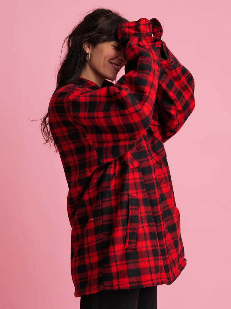 Vintage Fleece Zipper — Red and black plaid fleece on model — MYFASHIONFRUIT