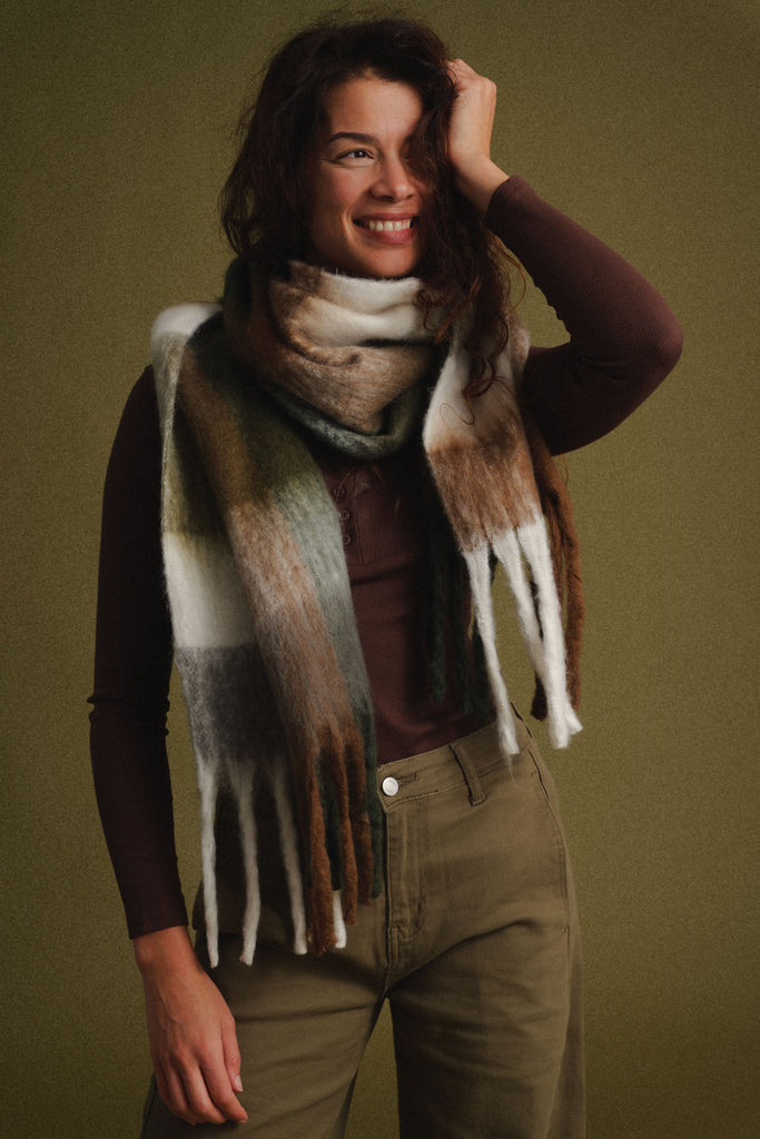 Nastalya Scarf