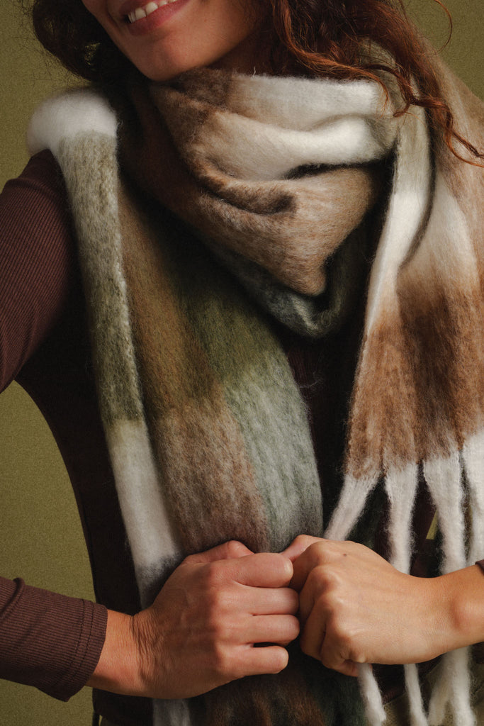 Nastalya Scarf