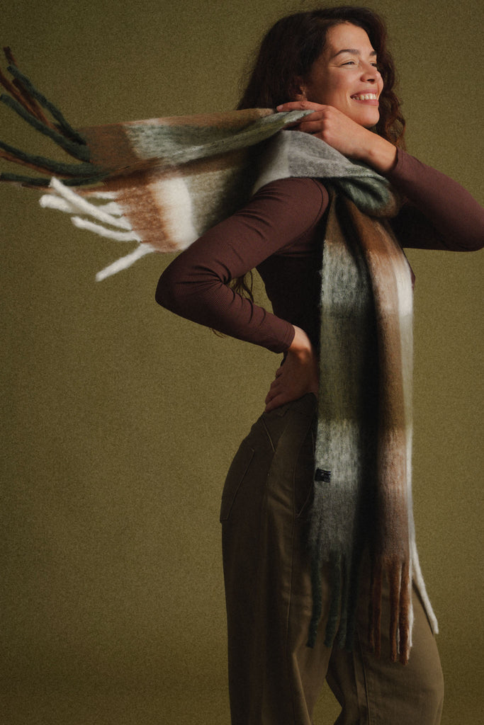 Nastalya Scarf