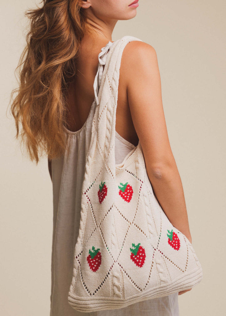 Fraise Crochet Bag — Beige knit with strawberries on model — MYFASHIONFRUIT