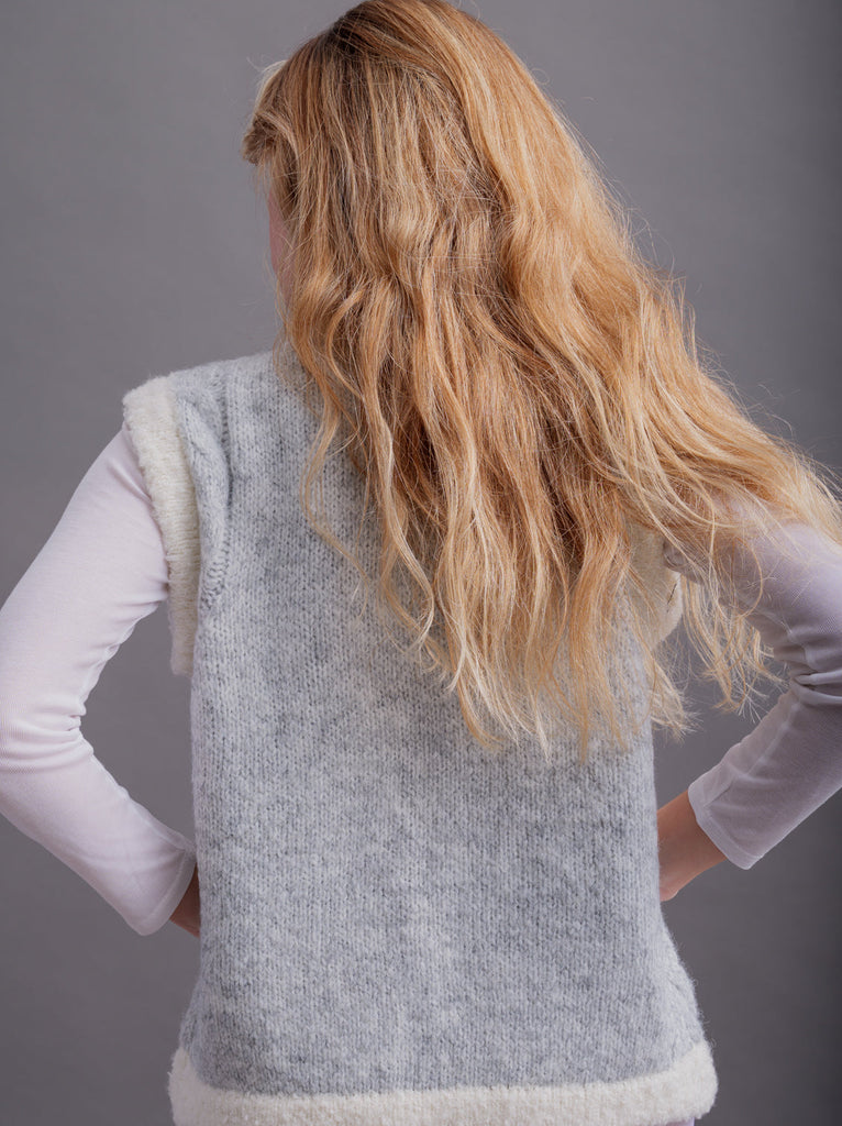 Ameline Vest