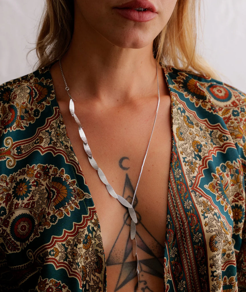 Edyth Necklace — Silver leaf detail on model — MYFASHIONFRUIT