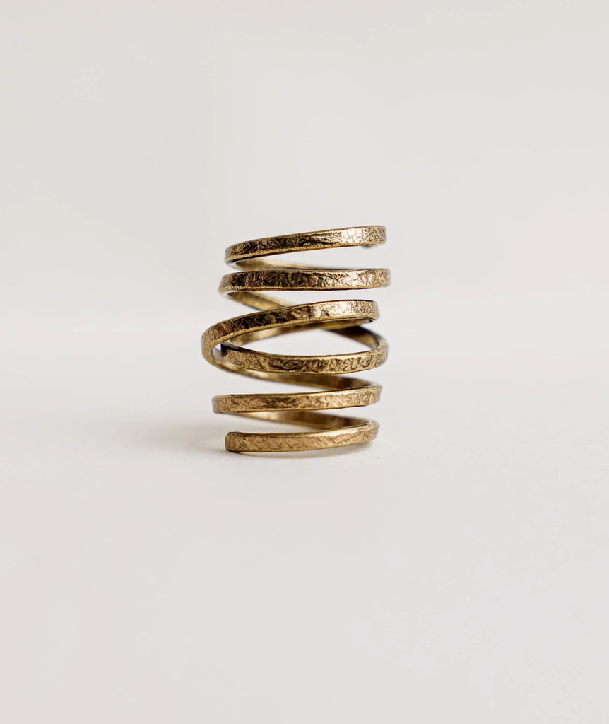 Wrap Around Ring — Gold textured ring detail — MYFASHIONFRUIT