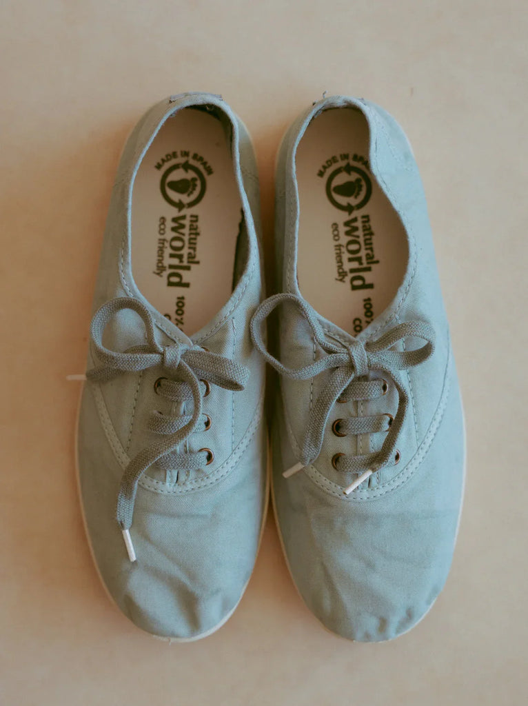 Old Arum Sneakers — Pale blue lace-up sneakers, detail — MYFASHIONFRUIT