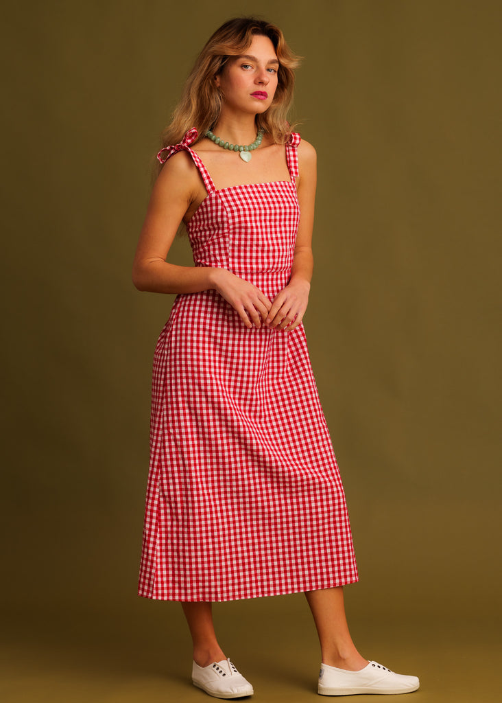 Carrie Dress — red gingham on model — MYFASHIONFRUIT
