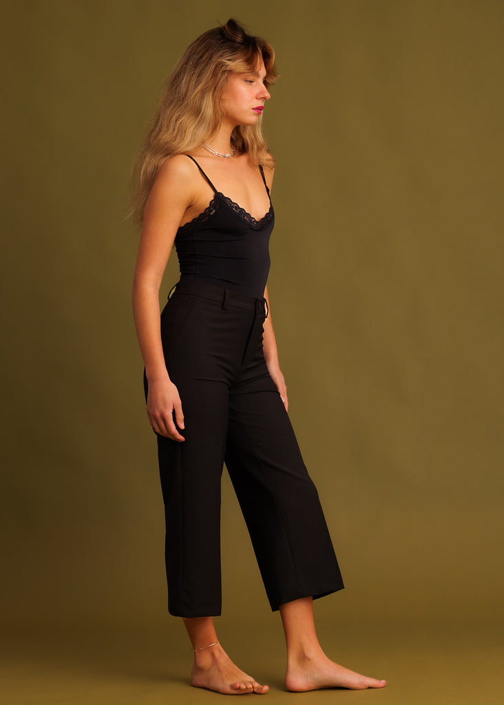 Greta Capri Pants — Black pants on model — MYFASHIONFRUIT