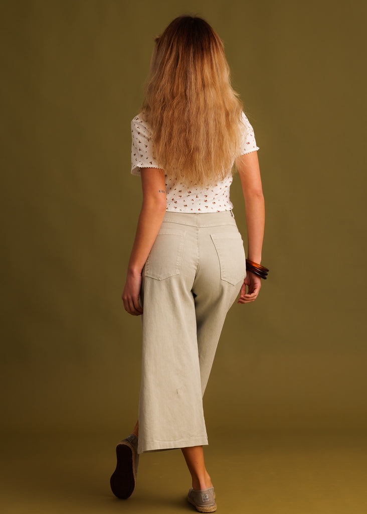 Rio Capri Jeans — Wide leg pants in sand, on model — MYFASHIONFRUIT