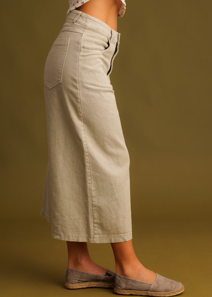 Rio Capri Jeans — Beige midi denim skirt on model — MYFASHIONFRUIT
