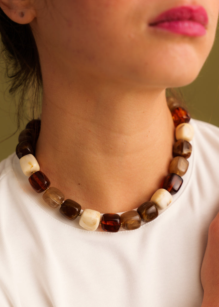Nia Necklace — Resin bead necklace on model — MYFASHIONFRUIT