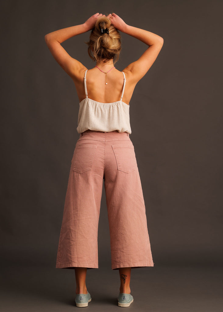 Rio Capri Jeans — Pink corduroy on model, rear view — MYFASHIONFRUIT