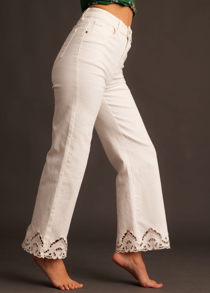 Nola Jeans — White wide-leg jeans with lace hem detail on model — MYFASHIONFRUIT