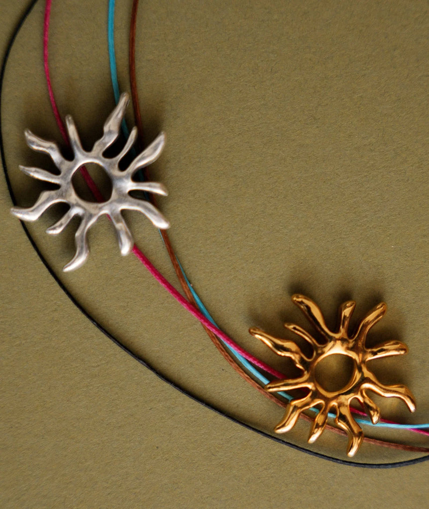 Sandya Pendant — necklace with sun pendants detail — MYFASHIONFRUIT