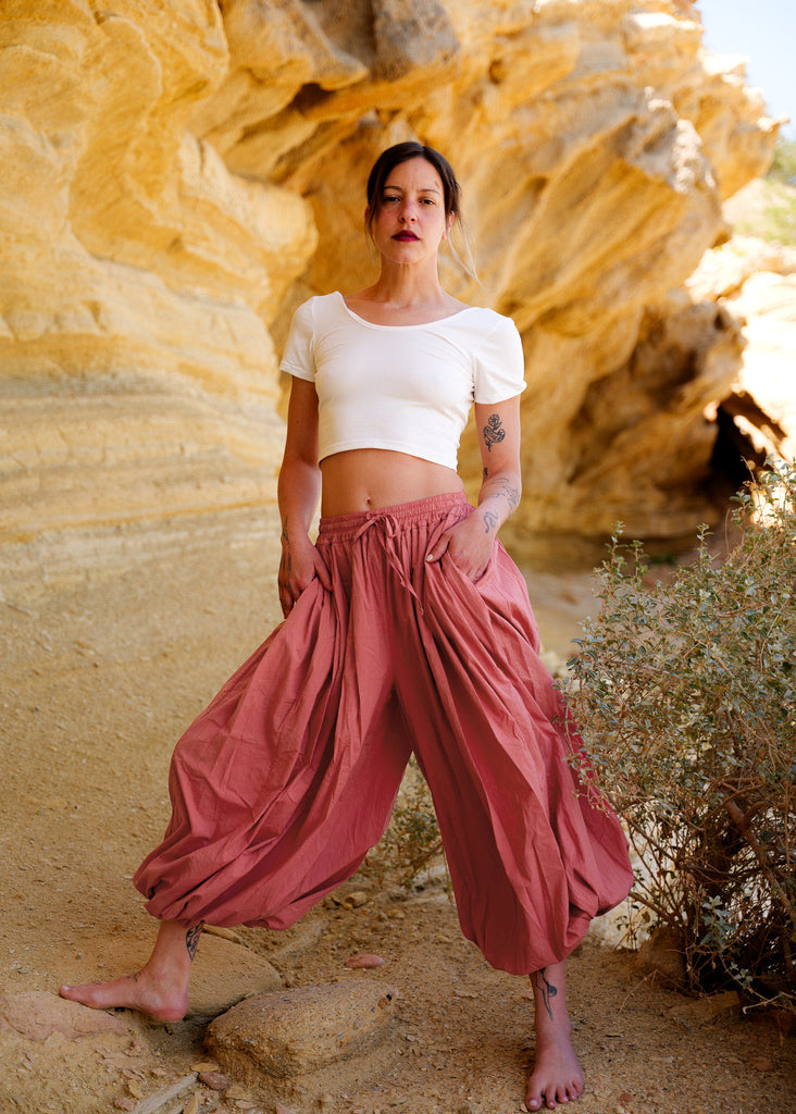 Sol Balloon Pants — Woman in pink pants and white top, on model — MYFASHIONFRUIT