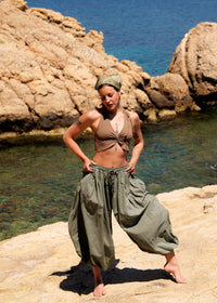 Sol Balloon Pants — Green cotton, on model — MYFASHIONFRUIT