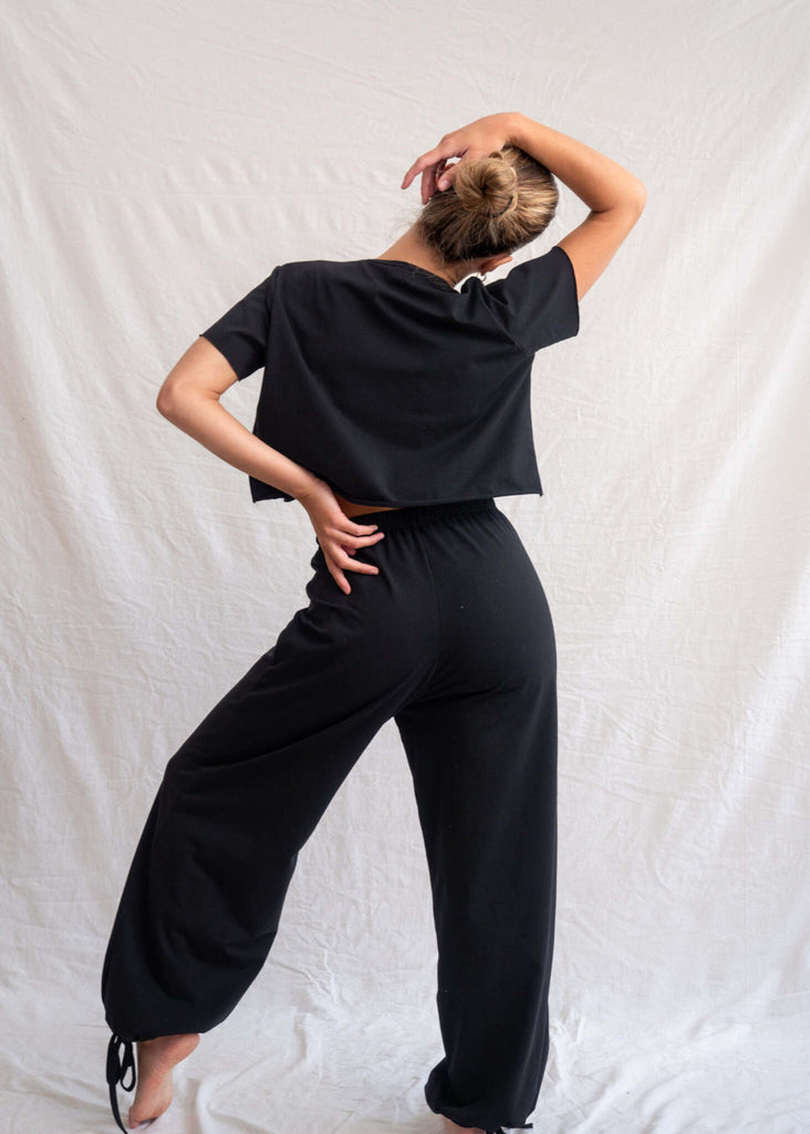 Yin Set - black t-shirt and pants on model - MYFASHIONFRUIT