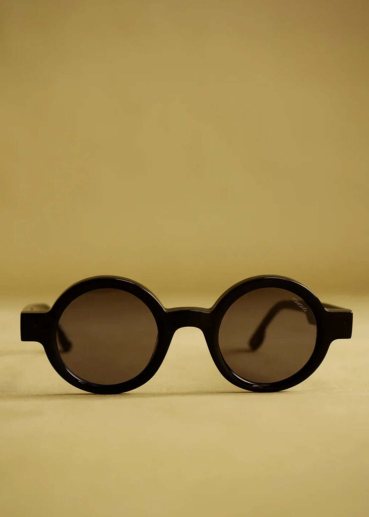 Komono ADRIAN Black Sunglasses — Round black frames — MYFASHIONFRUIT